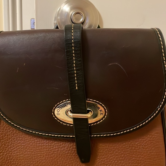 DOONEY & BOURKE LEATHER FLAP BACKPACK PURSE BROWN - Picture 2 of 14